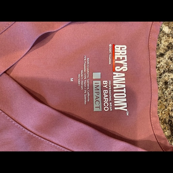 *Scrub Set* Grey’s Anatomy iMPACT - Picture 7 of 7